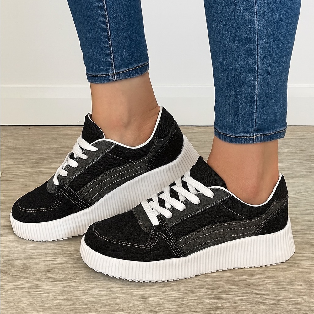 Black Denim Platform Sneakers Women’s New In Box